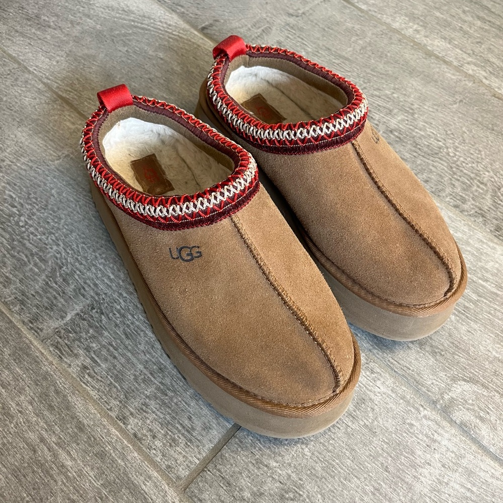 UGG Tazz Tasman Chesnut Women’s Slippers Size 7